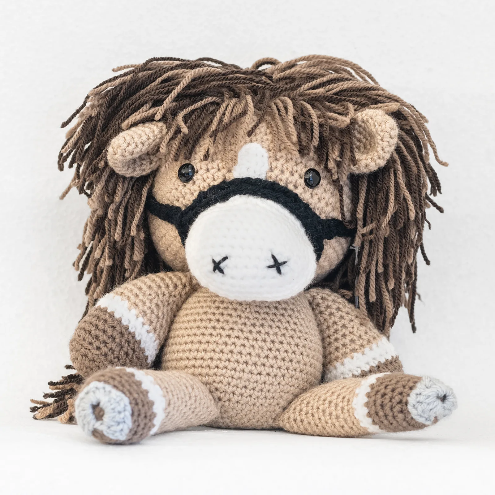 hand crochet horse with large mane